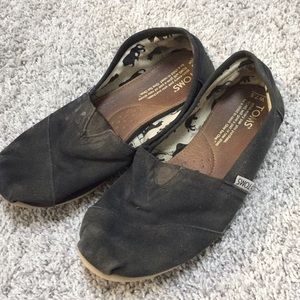 Pre loved black Toms